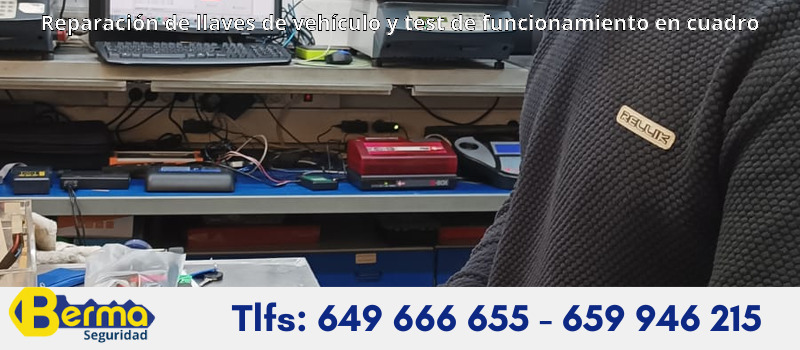 Reparación de llaves de vehículo y test de funcionamiento en cuadro